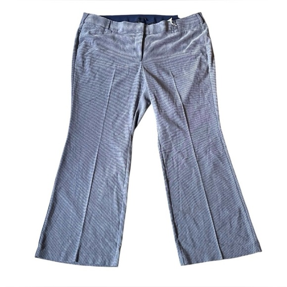 Lane Bryant The Allie Bootcut Pant Blue w/ tiny dot pattern Women’s Plus 22 NWT - Picture 1 of 12